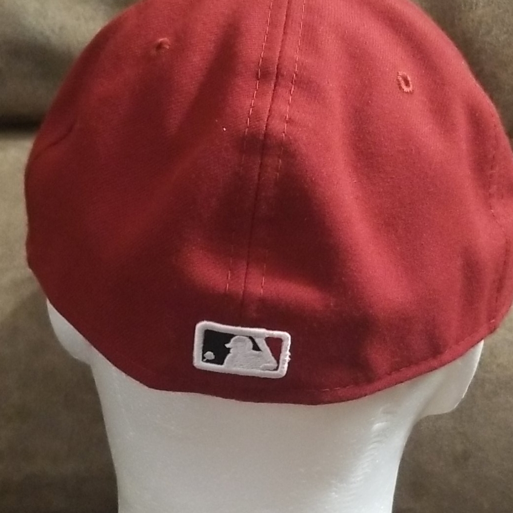 HAT - Picture 3 of 6